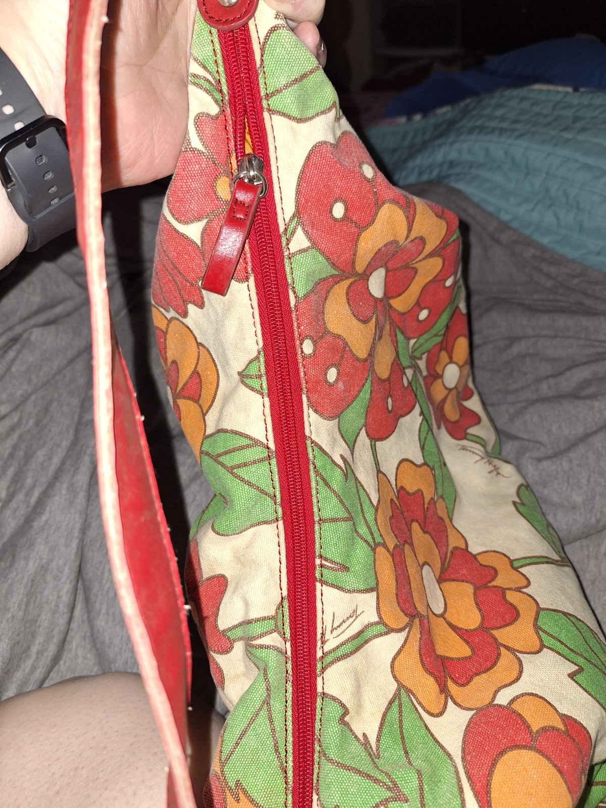 Vintage Tommy Hilfiger Colorful Floral Design Medium Purse/Handbag 16″×9″×7″
