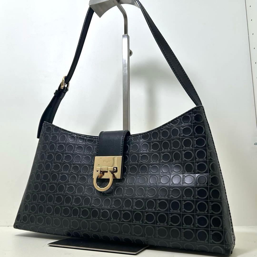 SALVATORE FERRAGAMO One Shoulder Bag Gancini Black Vintage Authentic From Japan