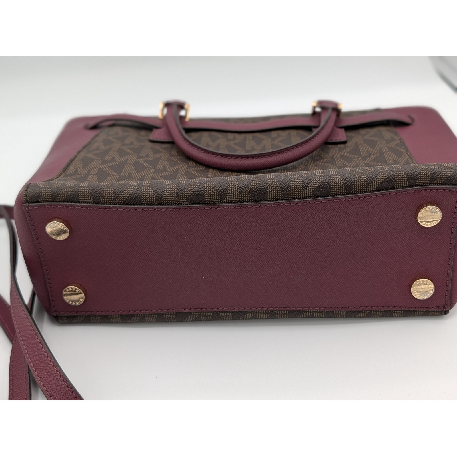 Michael Kors Hamilton Signature Tote & Wallet Plum Leather Trim Gold Hardware