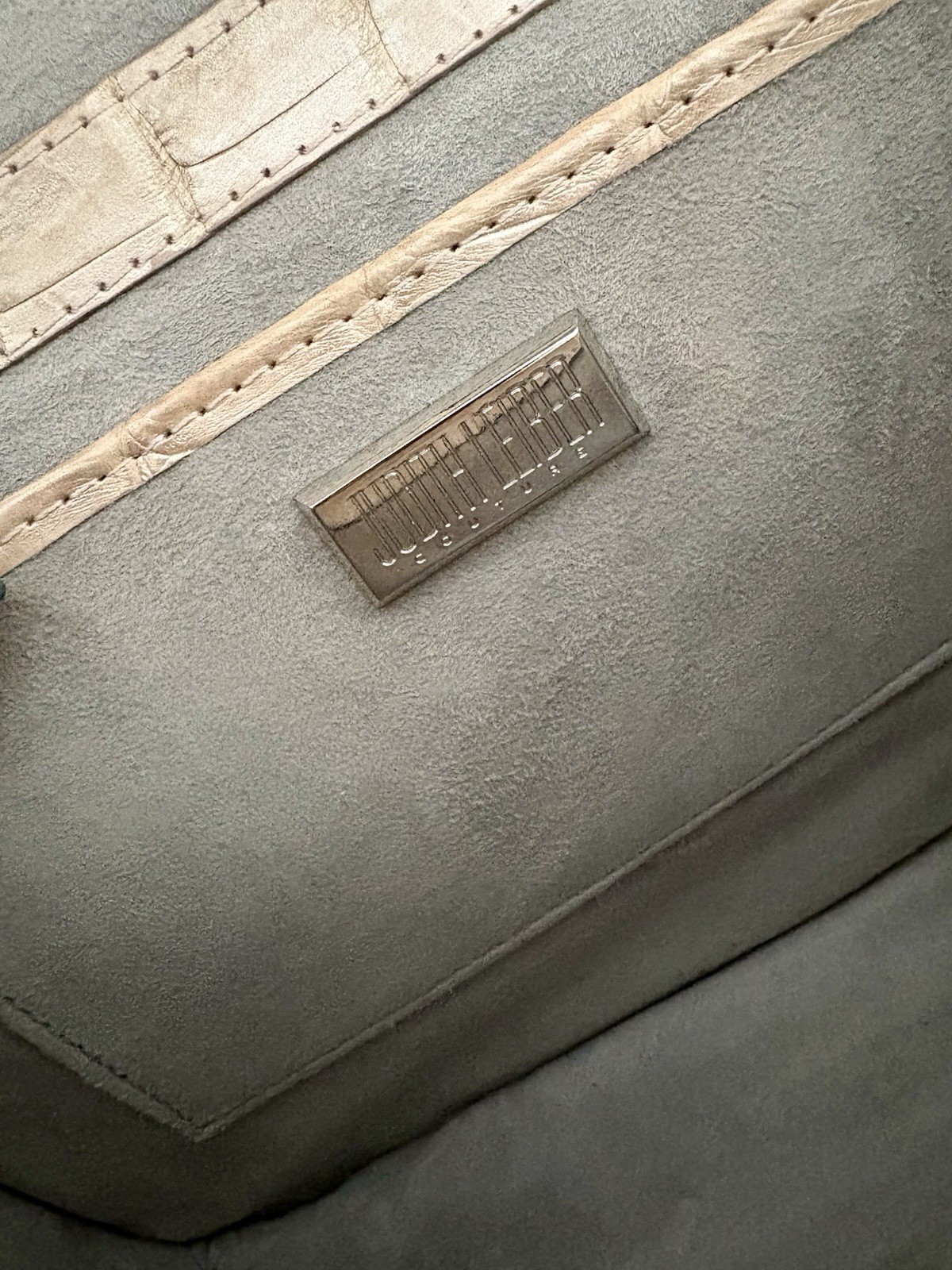 Judith Leiber COUTURE Caiman Croc Chain Handbag Beige Metallic Bag Purse