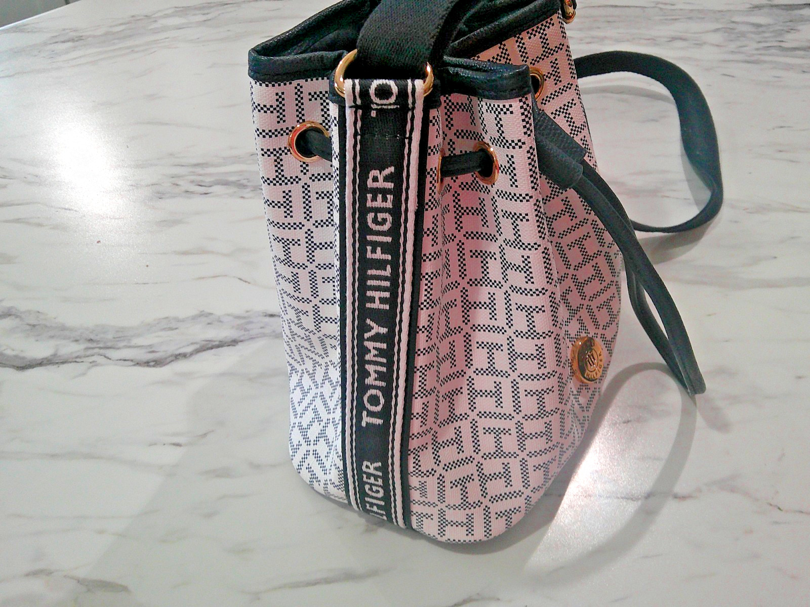 Tommy Hilfiger Navy Blue Drawstring Bucket Bag Crossbody Gold Hardware
