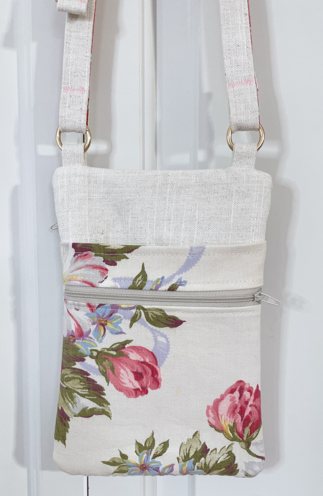 One of a Kind Handmade From Vintage Floral Linen, Crossbody Handbag, 5″ x 9″