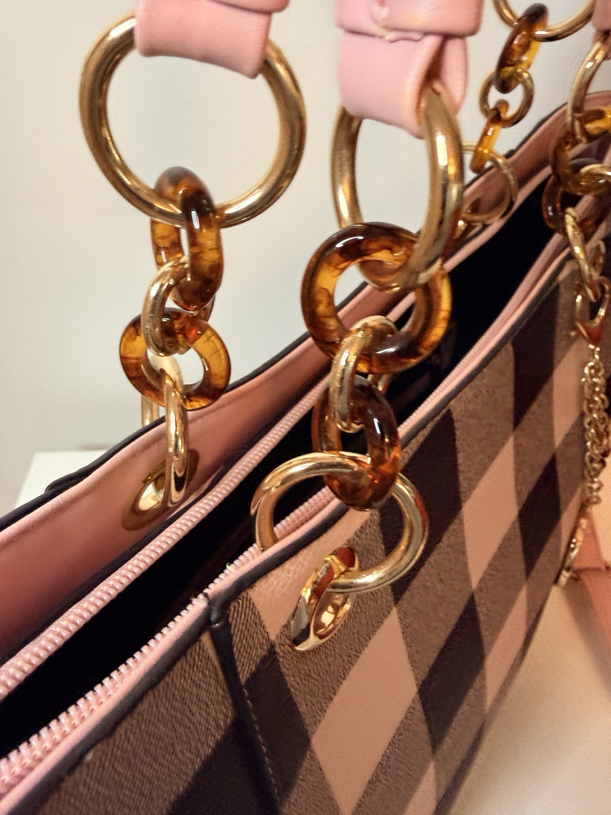 Mia K Collection handbag Black & Pink Handles & Shoulder Strap SEE PHOTO