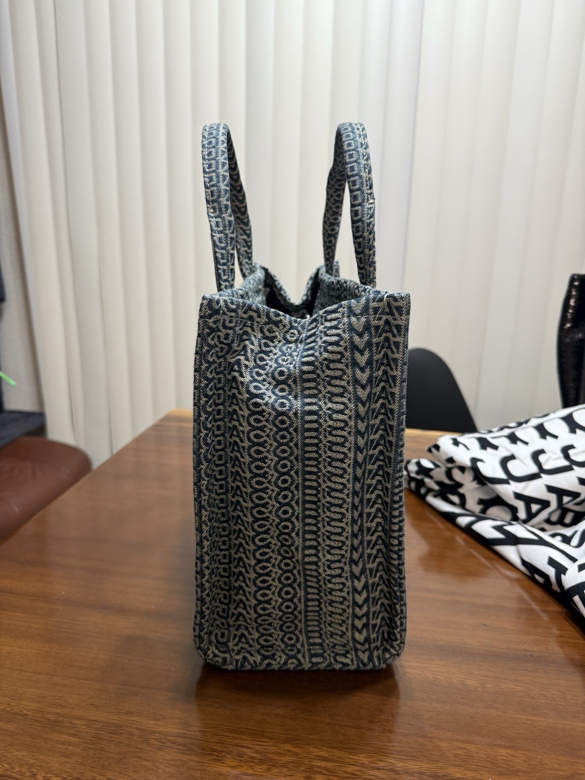 Marc Jacobs The Washed Monogram Denim MED Tote Bag in Sun Faded Denim #2P3HTT012