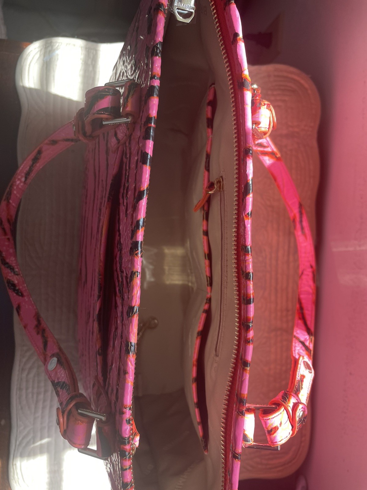 Brahmin Melbourne Medium Asher Tote Pink Feline Leather NWT Retired Rare