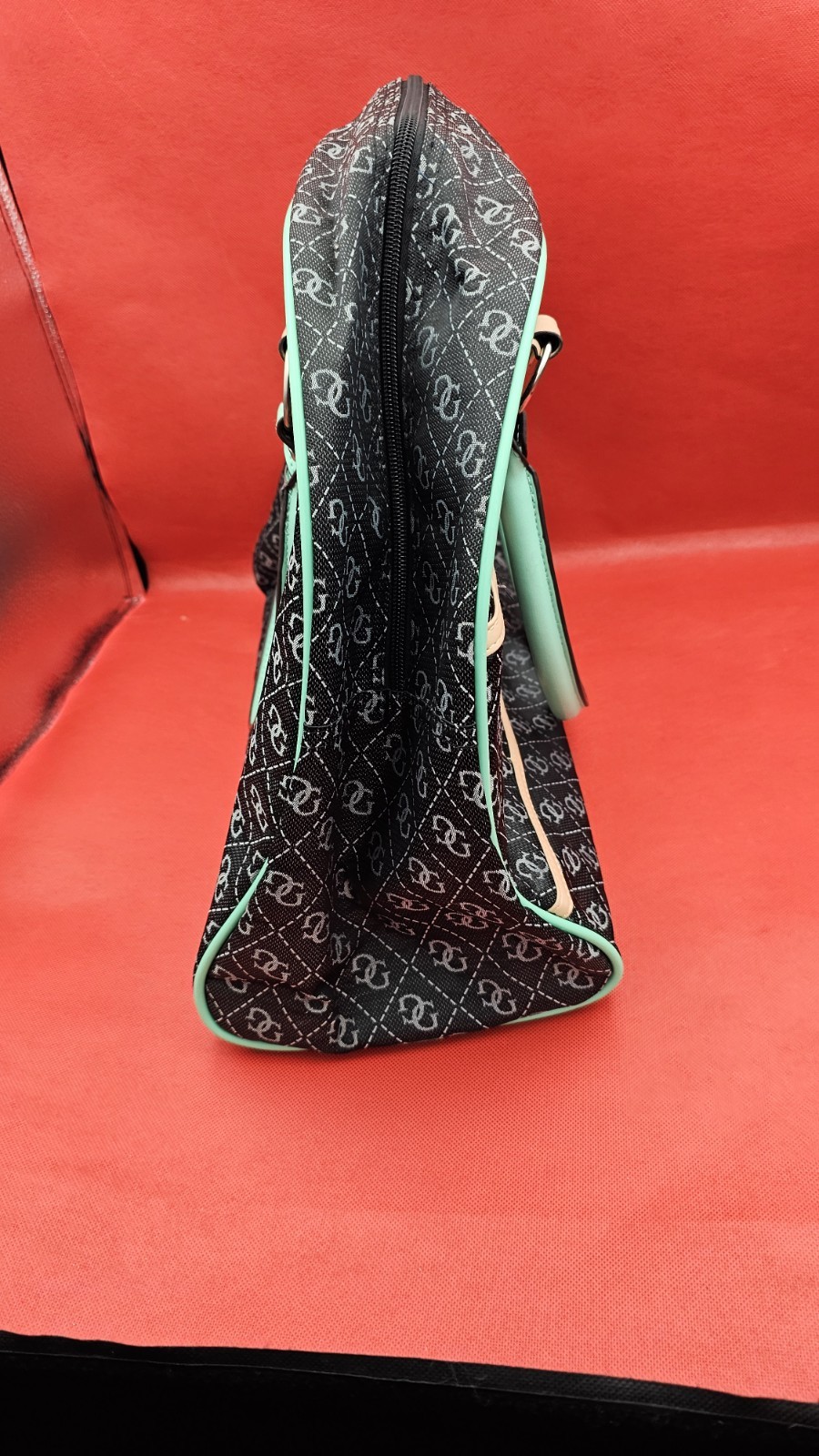 GUESS Vintage G Logo Pattern Purse Or Travel Bag Black Teal Approx 17in X 15in
