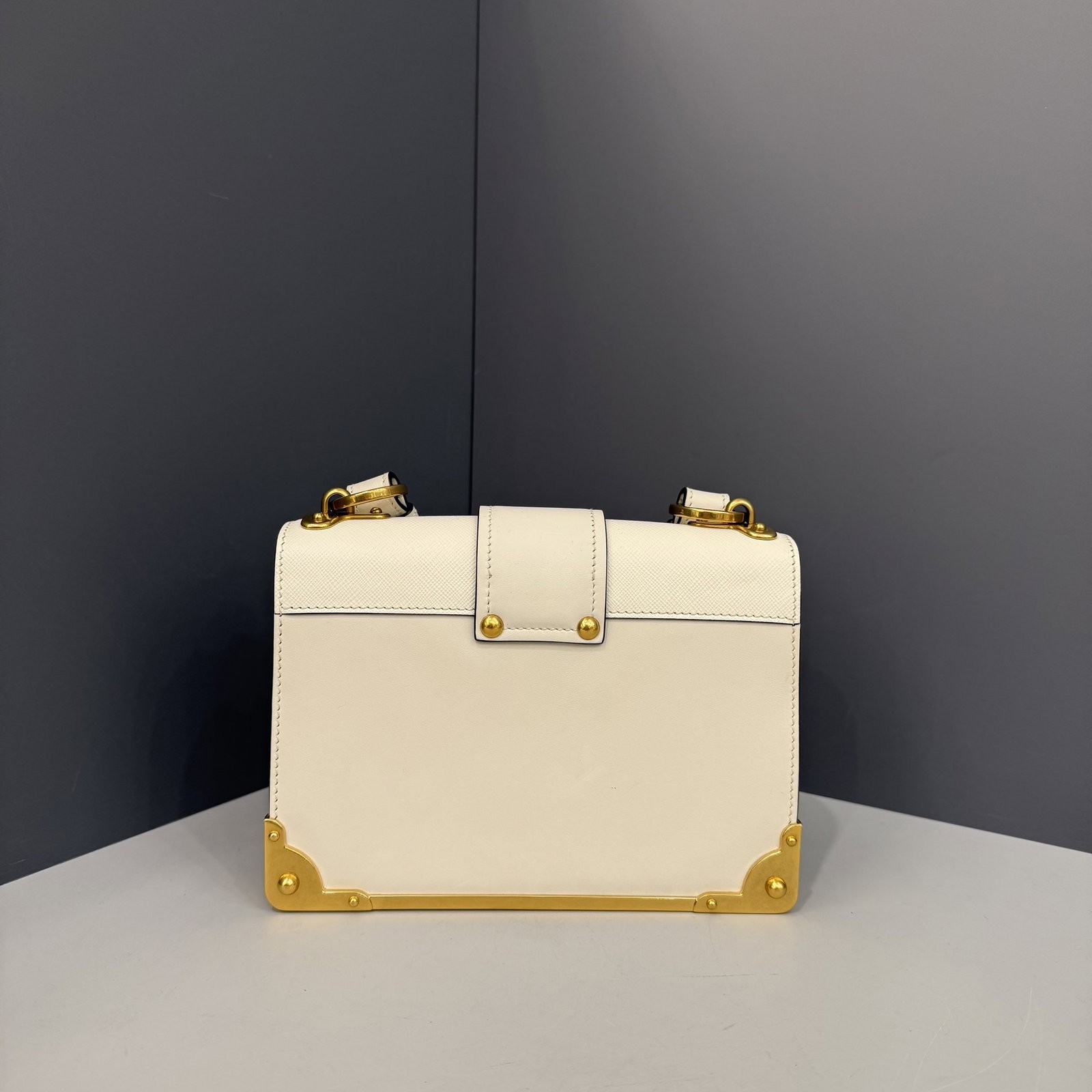 Prada Small Cahier White Calfskin (qy012626d5)
