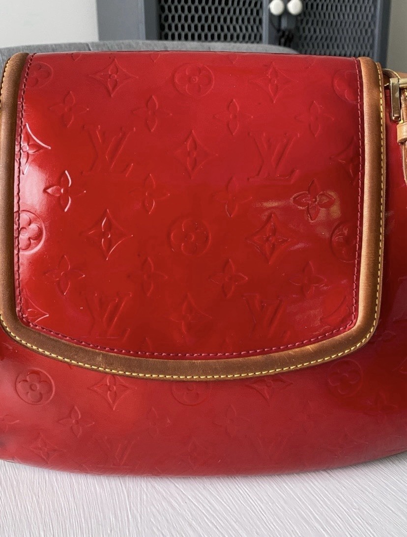 Louis Vuitton Red Monogram Vernis Biscayne Bay GM Shoulder Patent Bag RARE