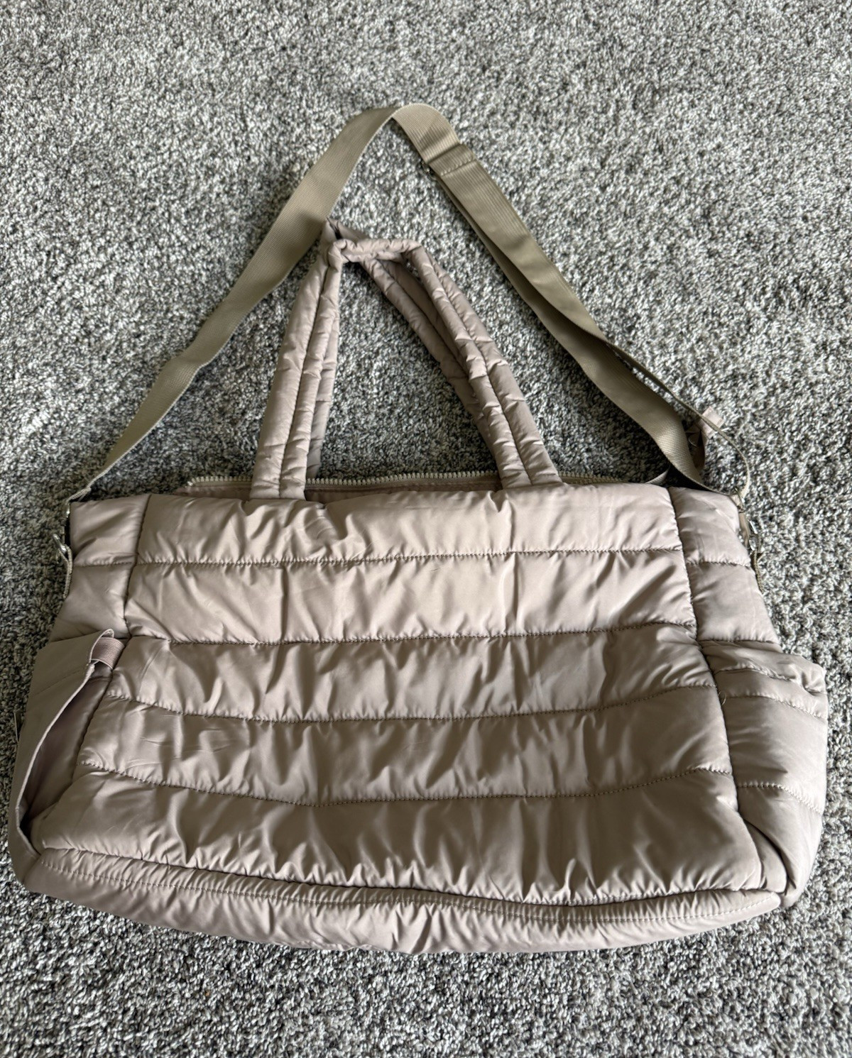 Women’s Puffer Beige/light choco Tote Bag Zip Closure Strap Inner/Out Pockets