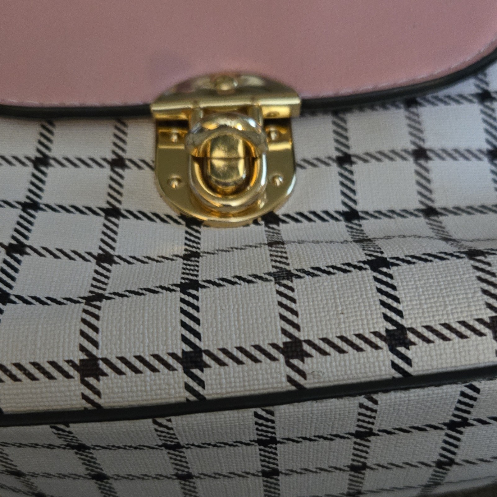 Pink White Black Plaid Small Crossbody Turn Lock Zip Inner Pockets Gold HW