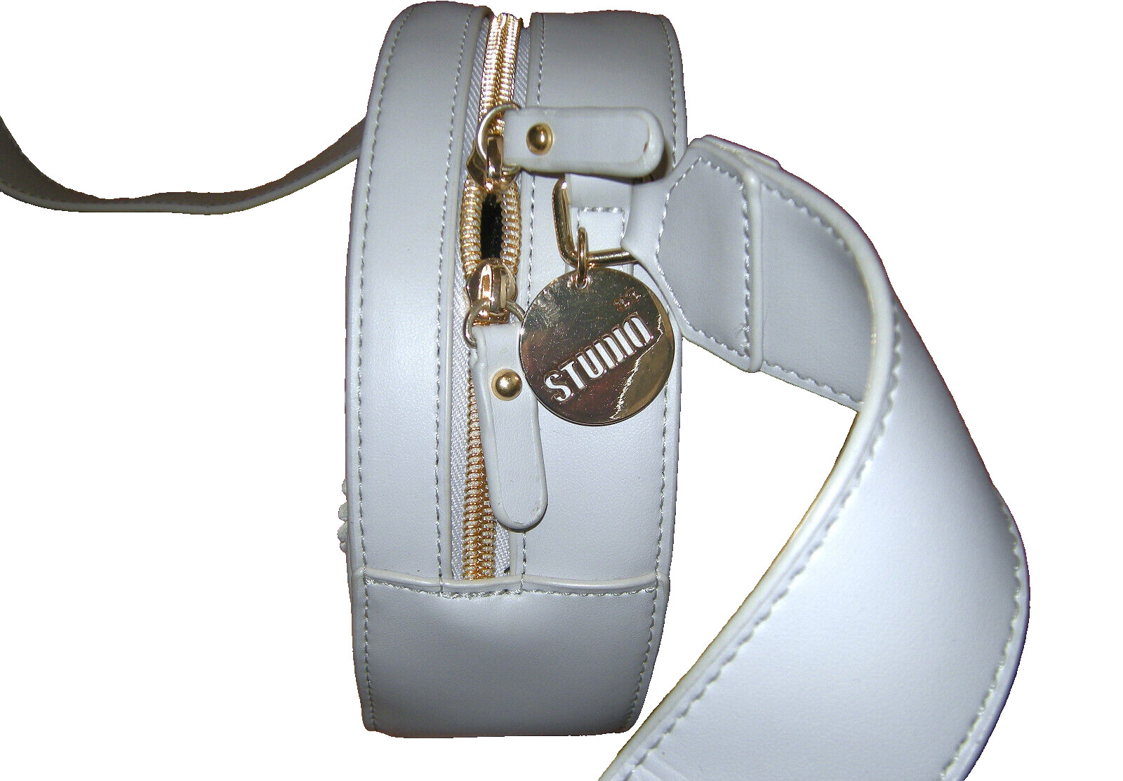 FAUX LEATHER LIGHT GRAY FLORAL ROUND CIRCLE CROSSBODY PURSE HANDBAG STUDIO 33