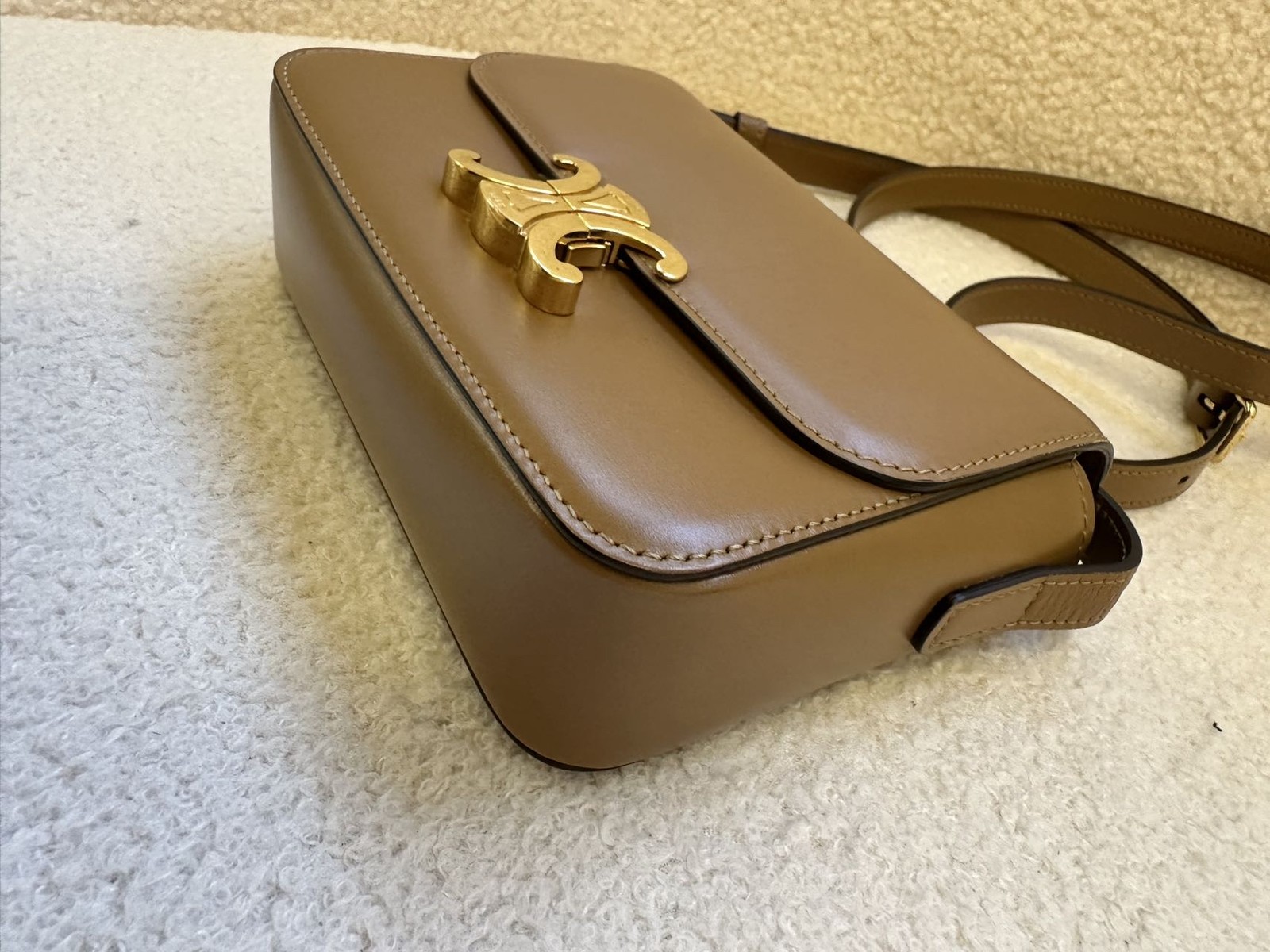 Celine Triomphe Teen Caramel Cowhide Leather Crossbody Shoulder Bag Duty Paid