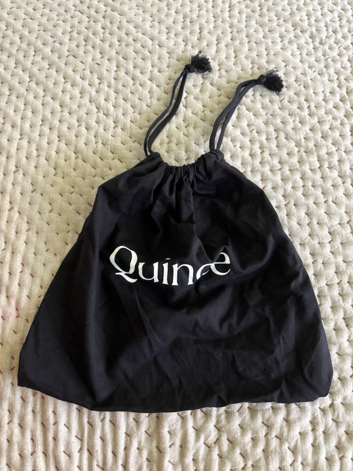 Quince Black Logo Drawstring Dust Bag Pouch, Medium, Wrist Strap