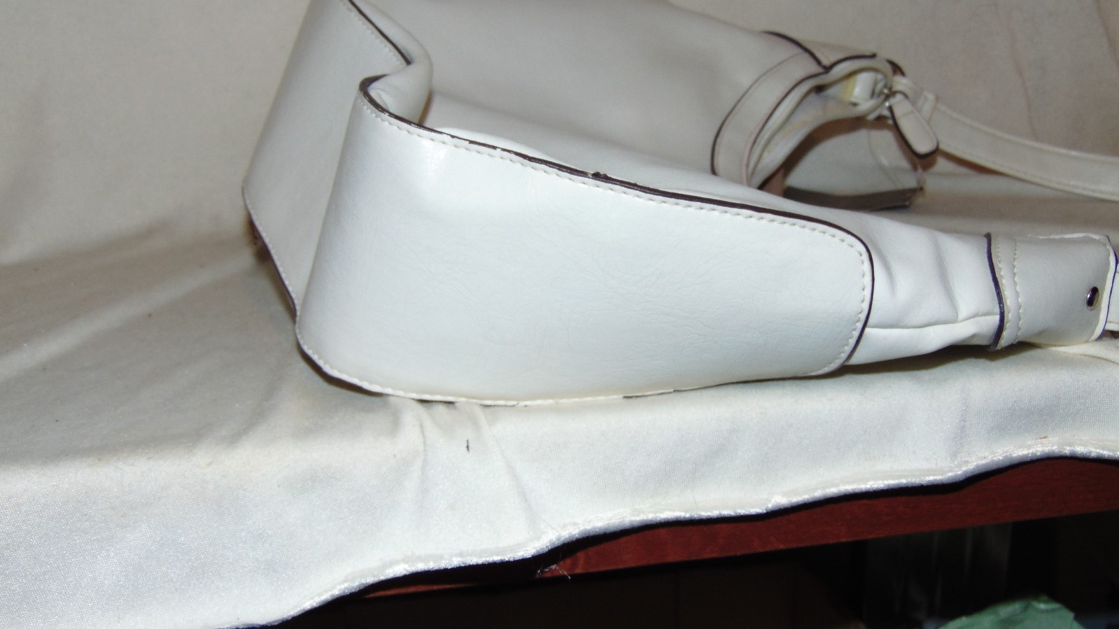 WHITE MERON PURSE 13″ X 8″