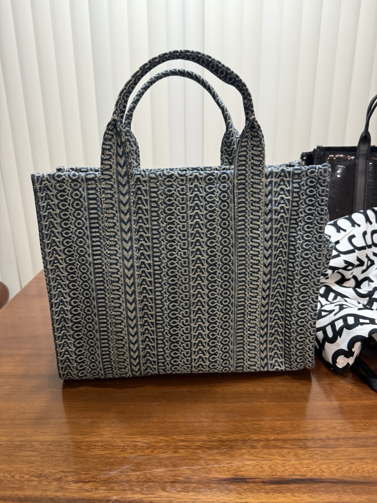 Marc Jacobs The Washed Monogram Denim MED Tote Bag in Sun Faded Denim #2P3HTT012