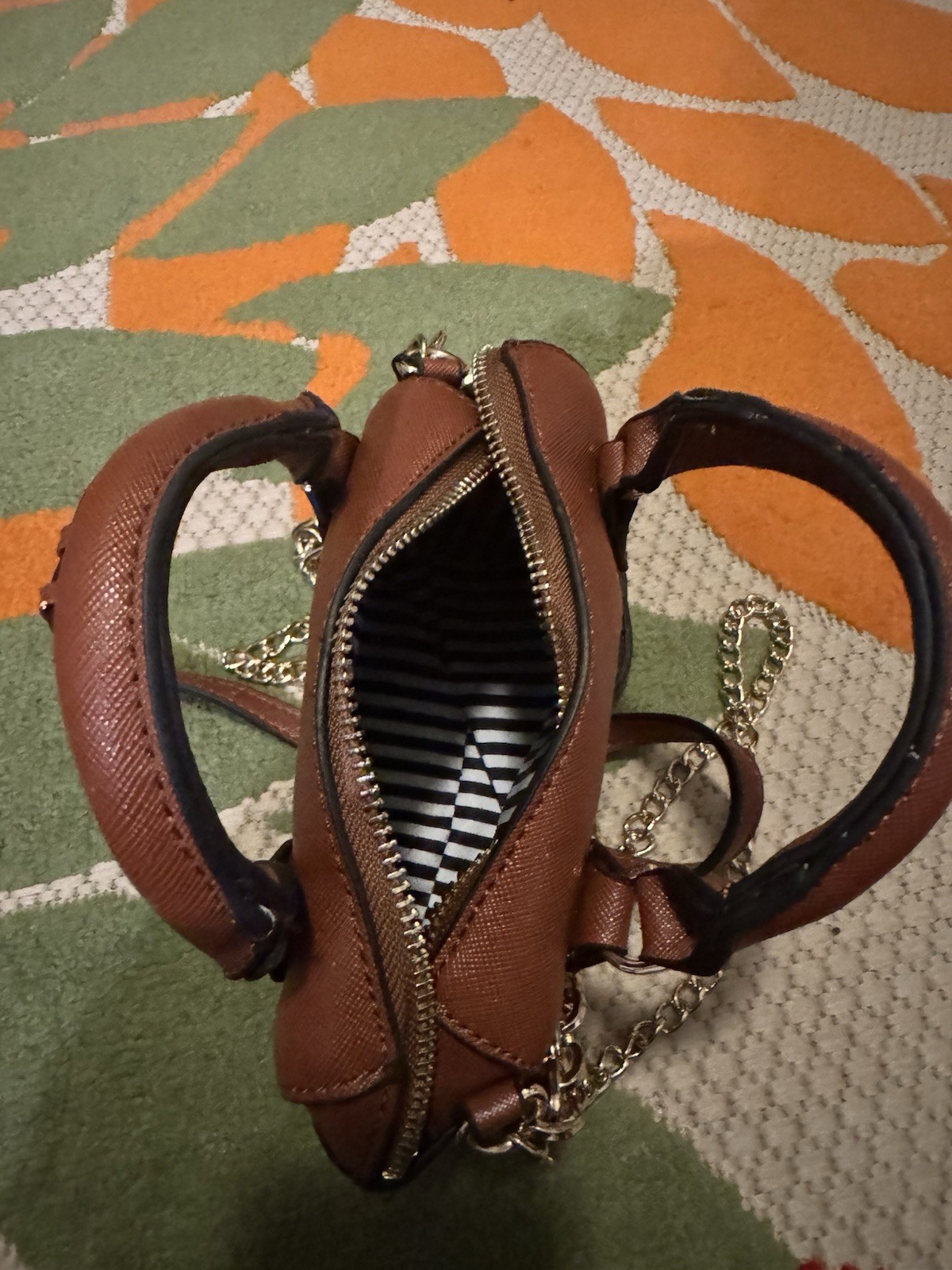 Women’s Small Brown Pebbled Mini Crossbody Satchel Top Handle Zip Chain Strap