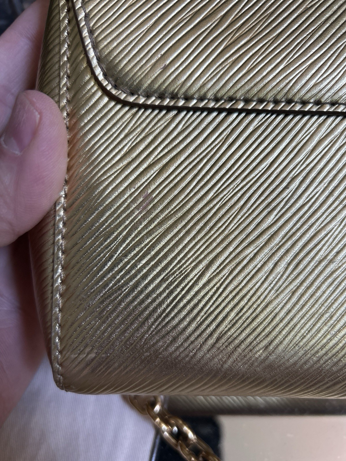 LOUIS VUITTON “Twist” gold epi leather handbag crossbody shoulder bag
