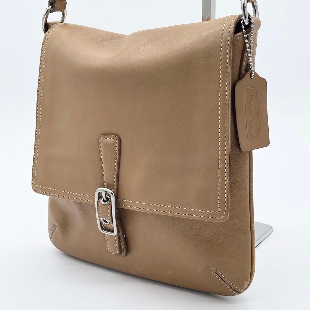 Good Condition COACH Shoulder Bag Flap Leather Light Brown