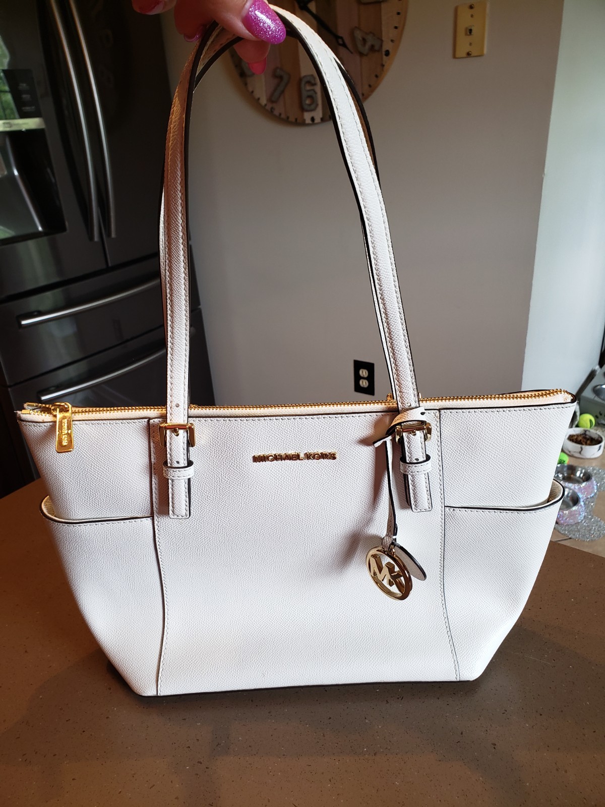 Off-white Leather Michael Kors Charlotte Purse