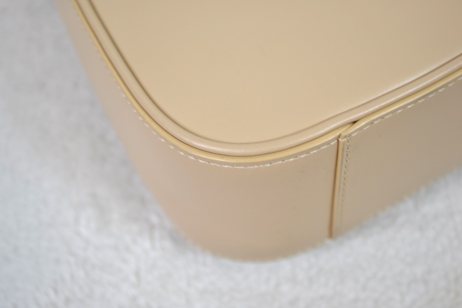 Saint Laurent YSL Le 5 a 7 Beige Smooth Leather Shoulder Bag Purse Handbag