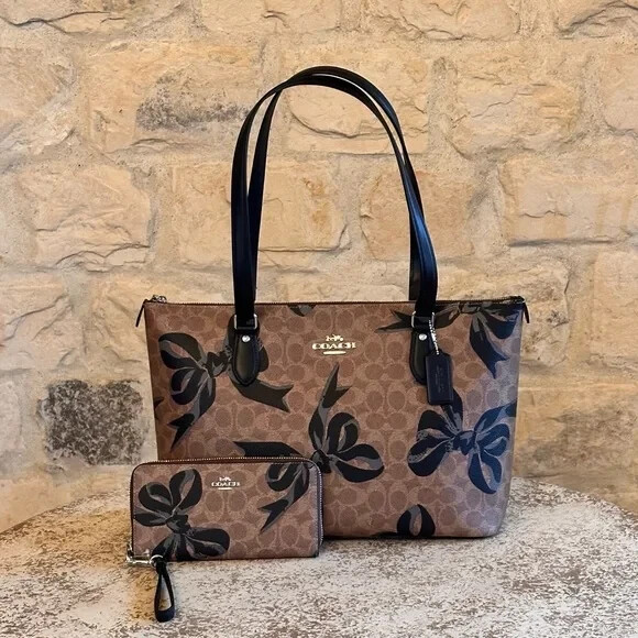 Coach Bow Print Gallery Tote Signature Canvas Brown Black Bag/Wallet Option NWT