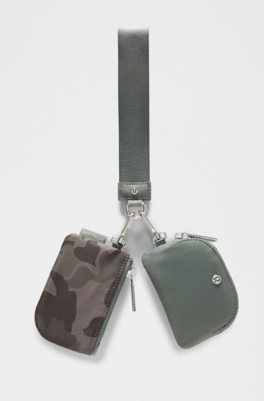 NWT. LULULEMON Dual Pouch Wristlet floral camo olive multi willow leaf silver