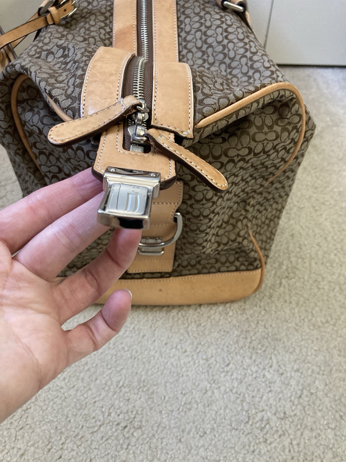 Genuine Coach Signature Duffle Bag – Brown/Tan with Tan Leather Trim F77013