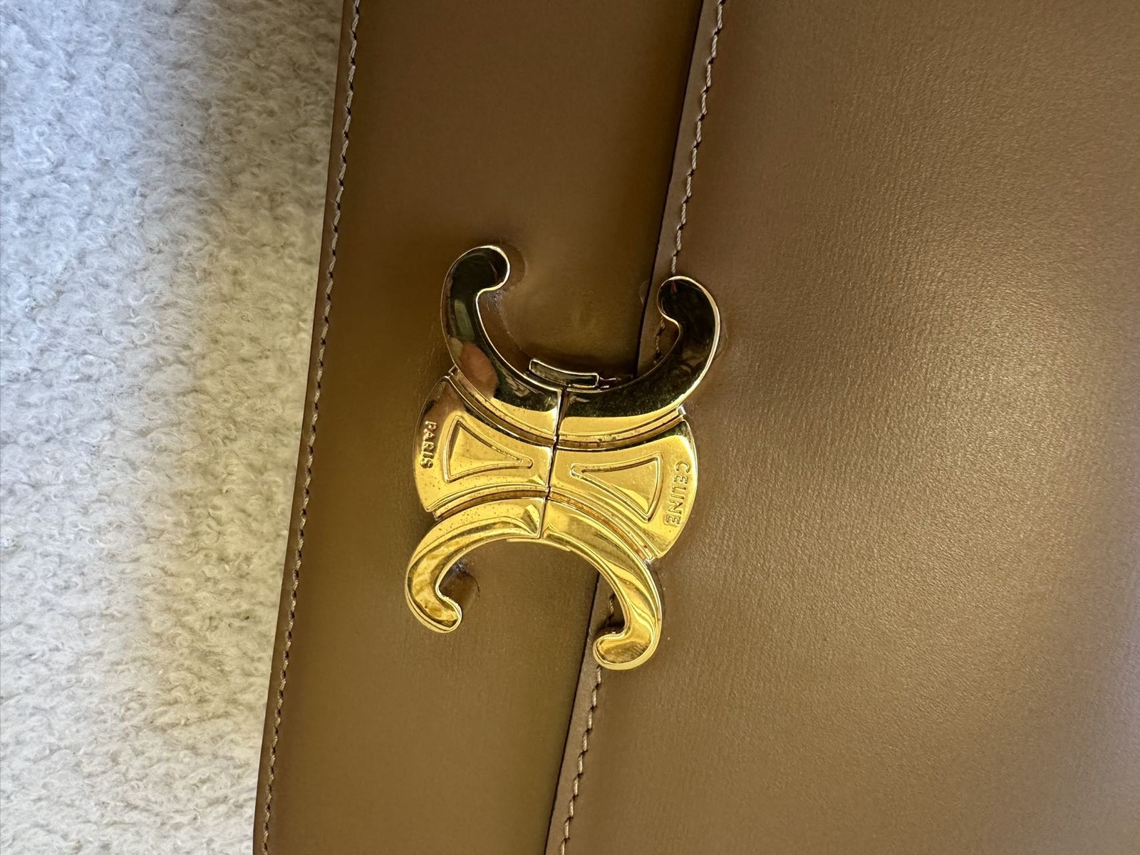 Celine Triomphe Teen Caramel Cowhide Leather Crossbody Shoulder Bag Duty Paid