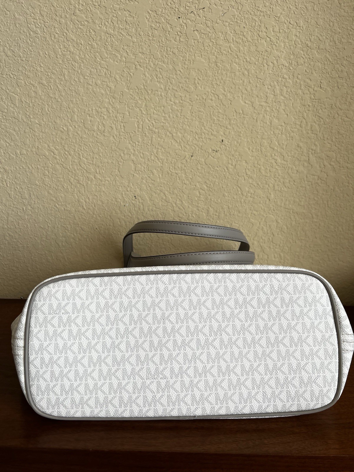 Michael Kors Fulton Sport Medium Top Zip Tote White Multi/Gray