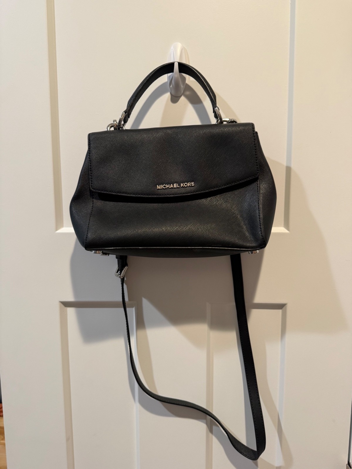 Michael Kors Black Hand Bag Crossbody/Handle