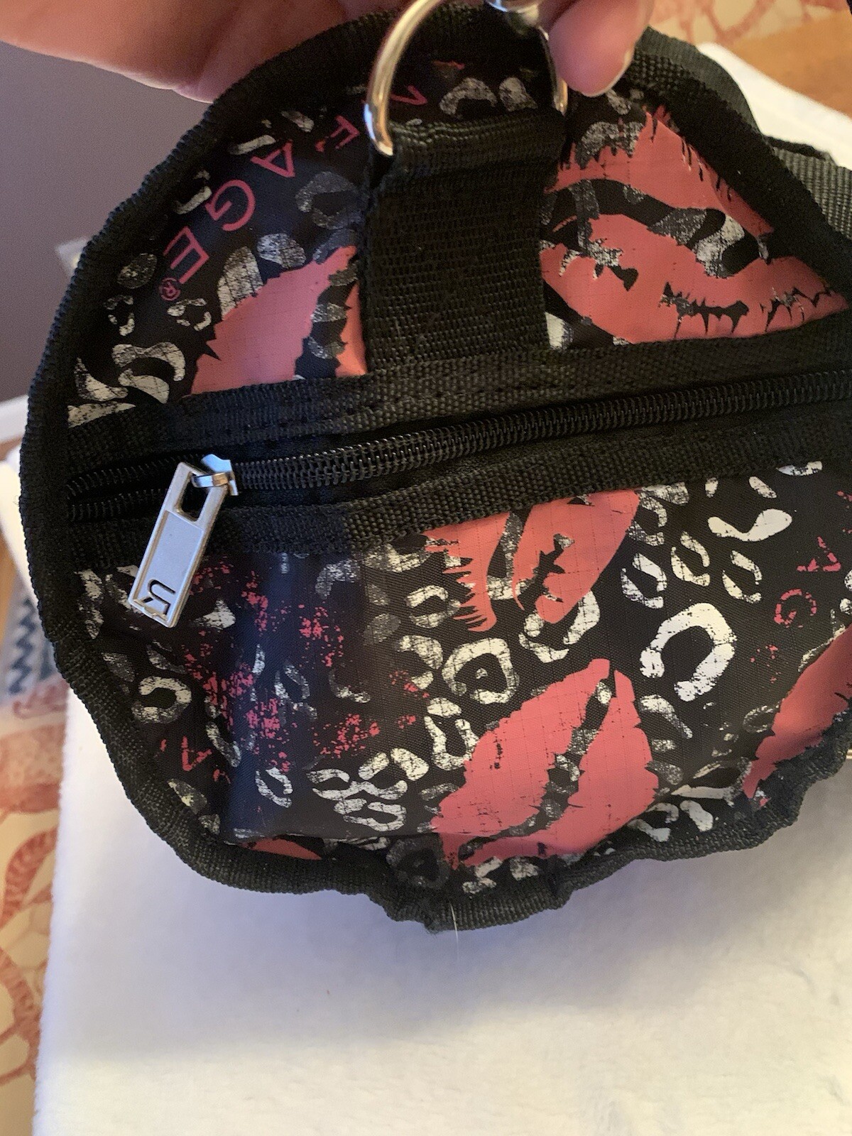 Rampage Small Duffle Bag Leopard Print with Lips! 💋❤️🐆 Approx 13 x 8