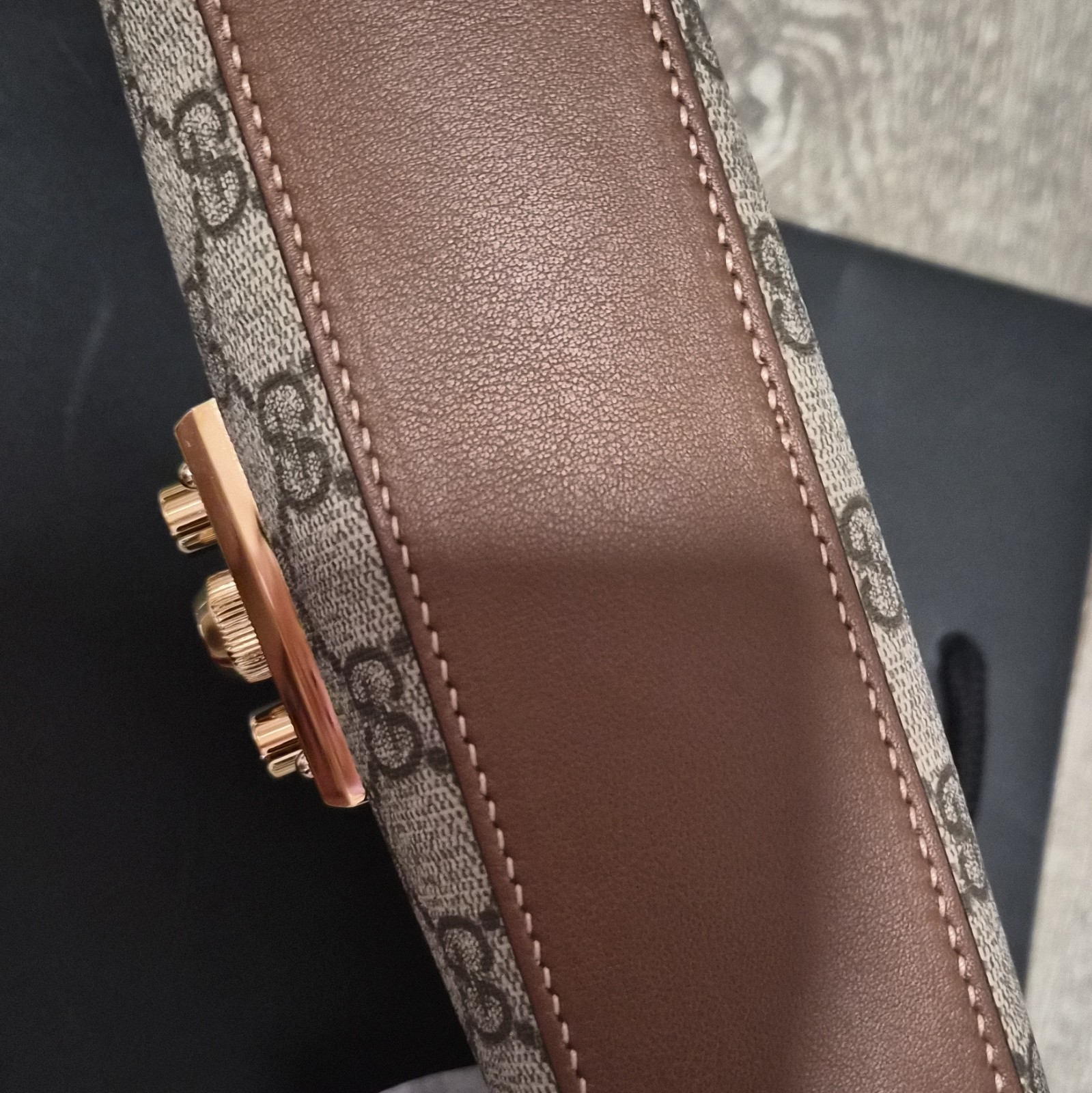 Gucci GG Padlock Small Shoulder Bag Beige/Brown Gold Hardware Chain Strap Key