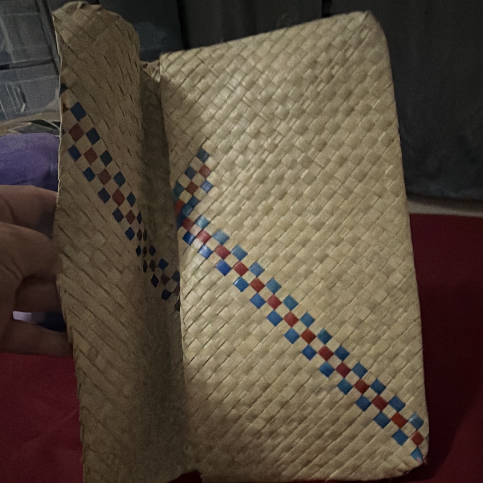 Womens Woven Straw Envelope Clutch Purse Beige w/ Blue & Red Diamond Accents