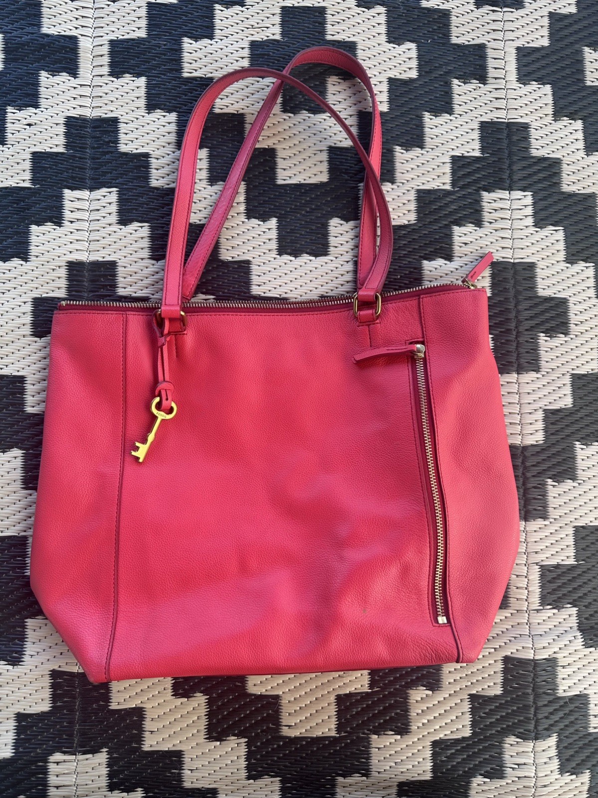 Fossil Tara Cherry Red Leather Shoulder Bag