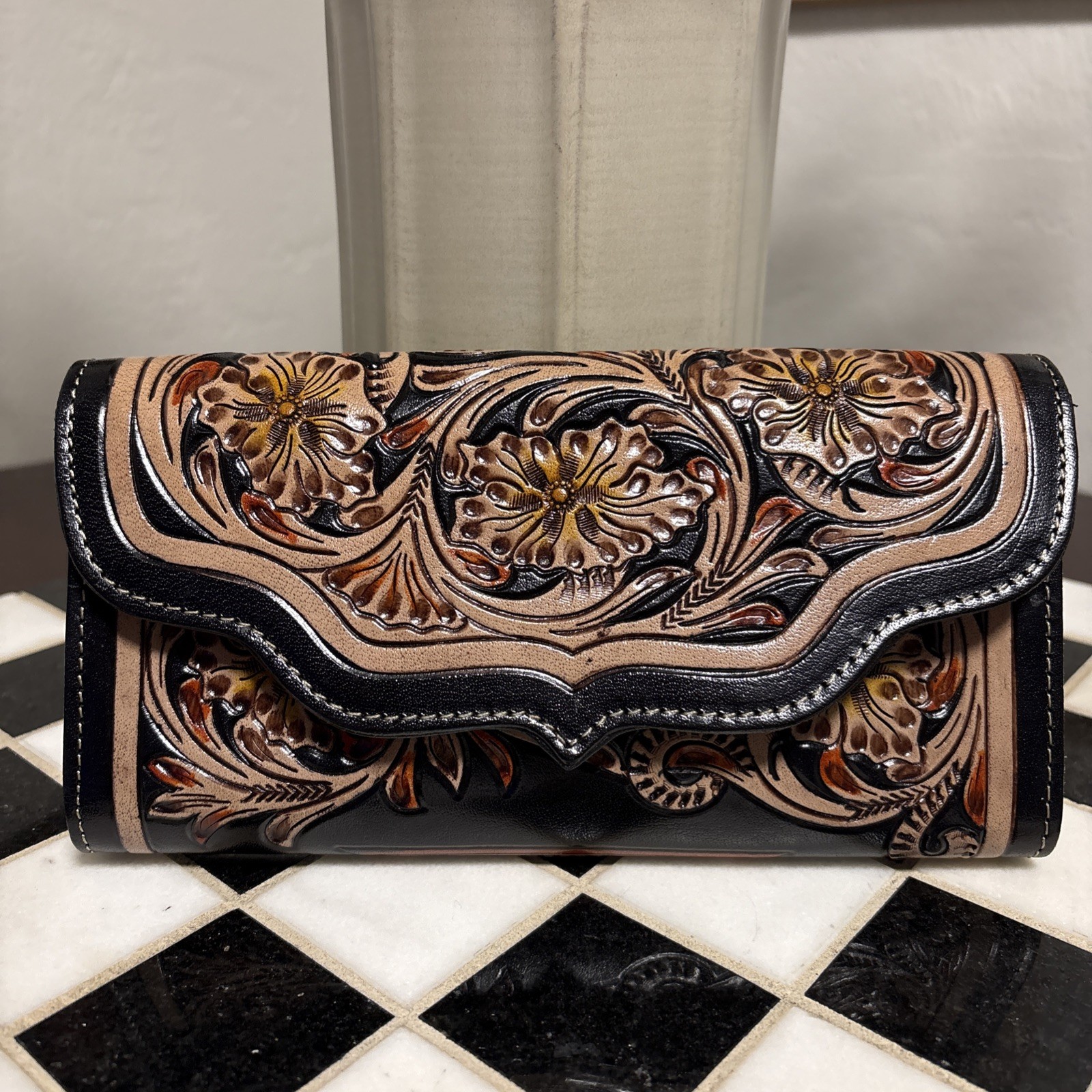 MYRA BAG Dorado Ranch HAND TOOLED Painted LEATHER CLUTCH WALLET WRISTLET NWOT