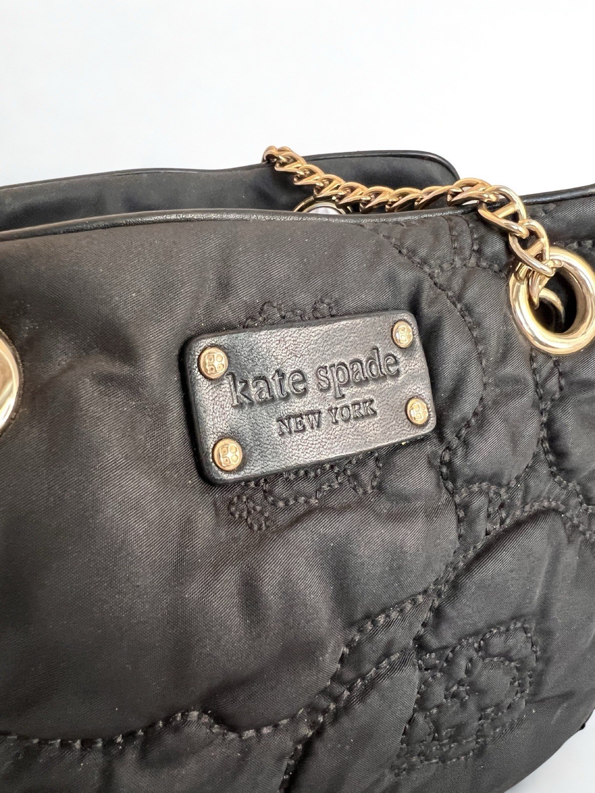 Kate Spade New York Black Quilted PoppyShoulder Bag Gold Chain Strap Zip Top