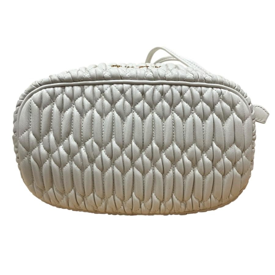 MIU MIU Bag: Nappa Matelassé Drawstring Ivory W19H20D12cm w/o accessories;