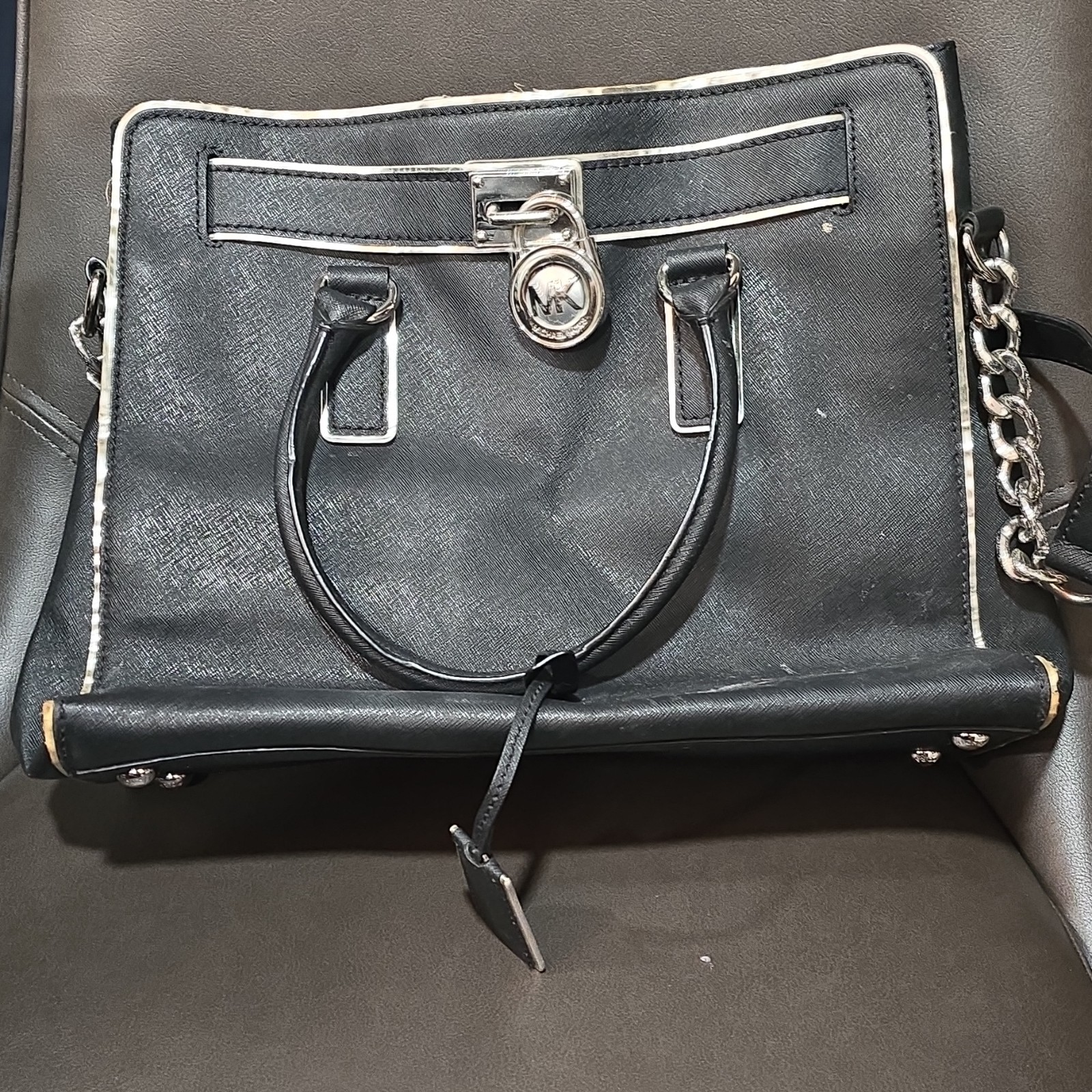 Michael Kors Black Medium Satchel Top Handle Bag, Magnetic, Chain, Det Strap