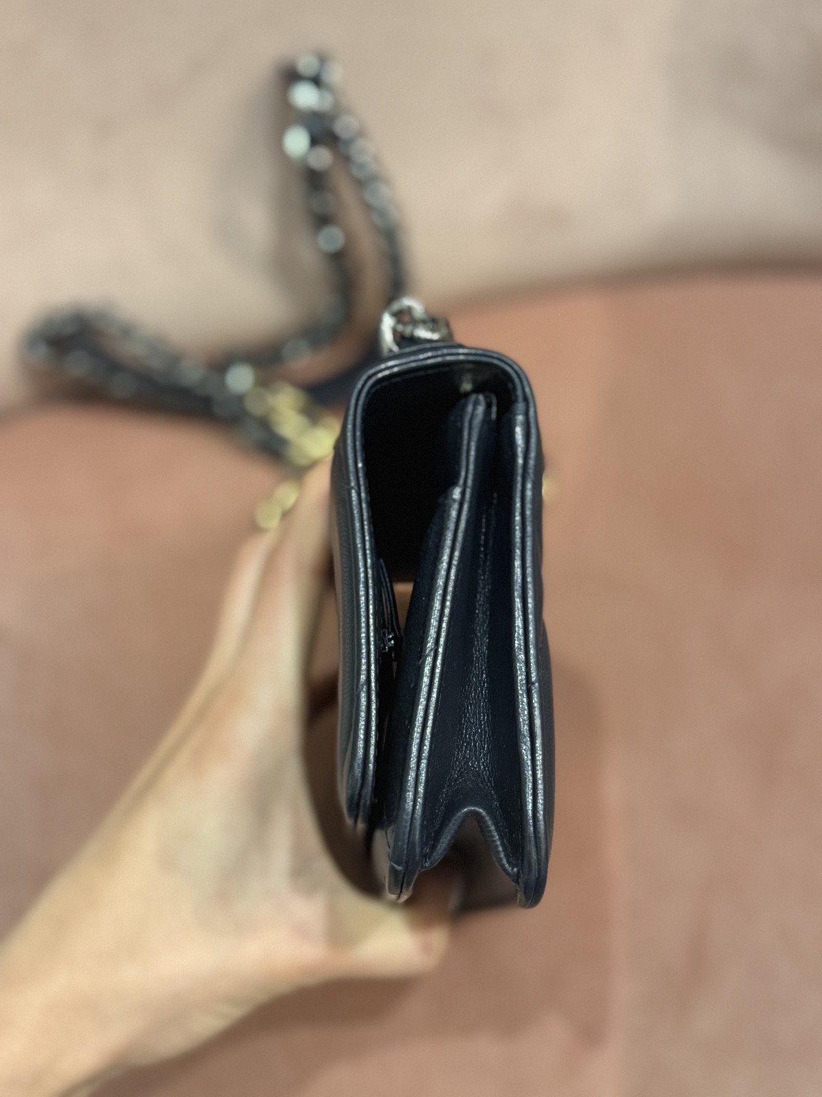 CHANEL 19 Wallet On Chain Navy Lambskin