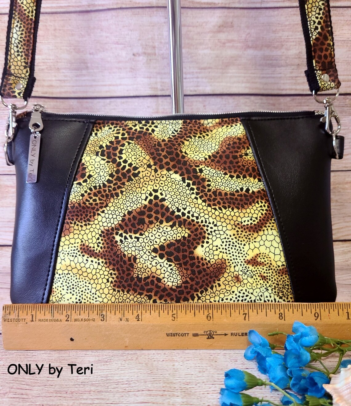 NEW Handcrafted Snake Print Shoulder Bag Animal Reptile Print Faux Leather Purse