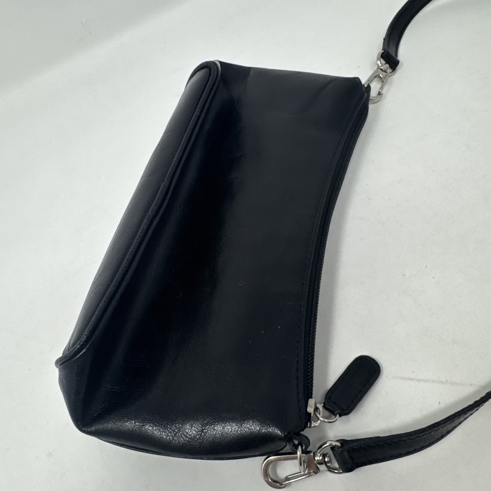 M LONDON Black leather convertible shoulder bag Clutch Purse