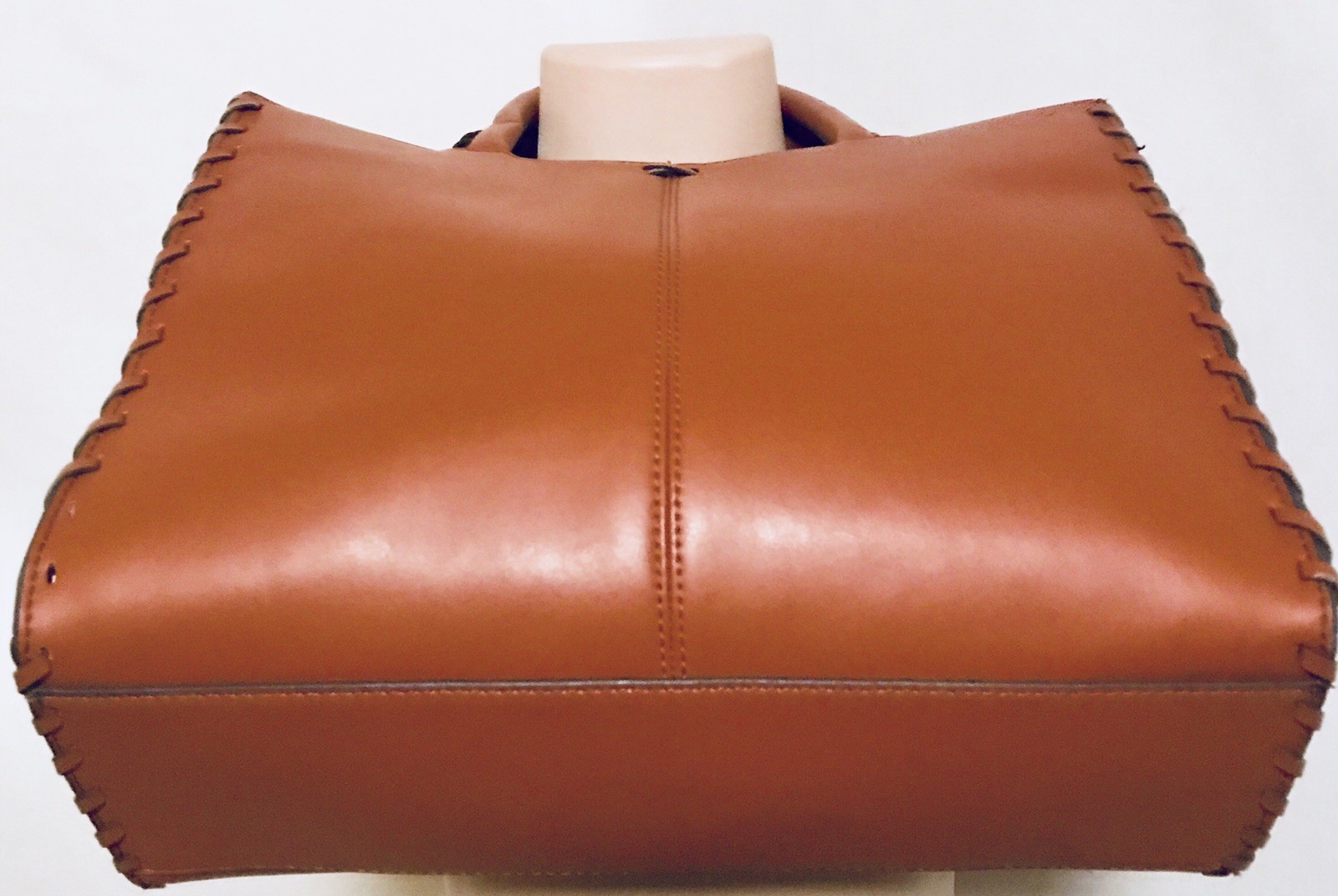 Gianni Bini Leather Brown Hobo “Pls Examine Last Picture Missing A Thread As Is