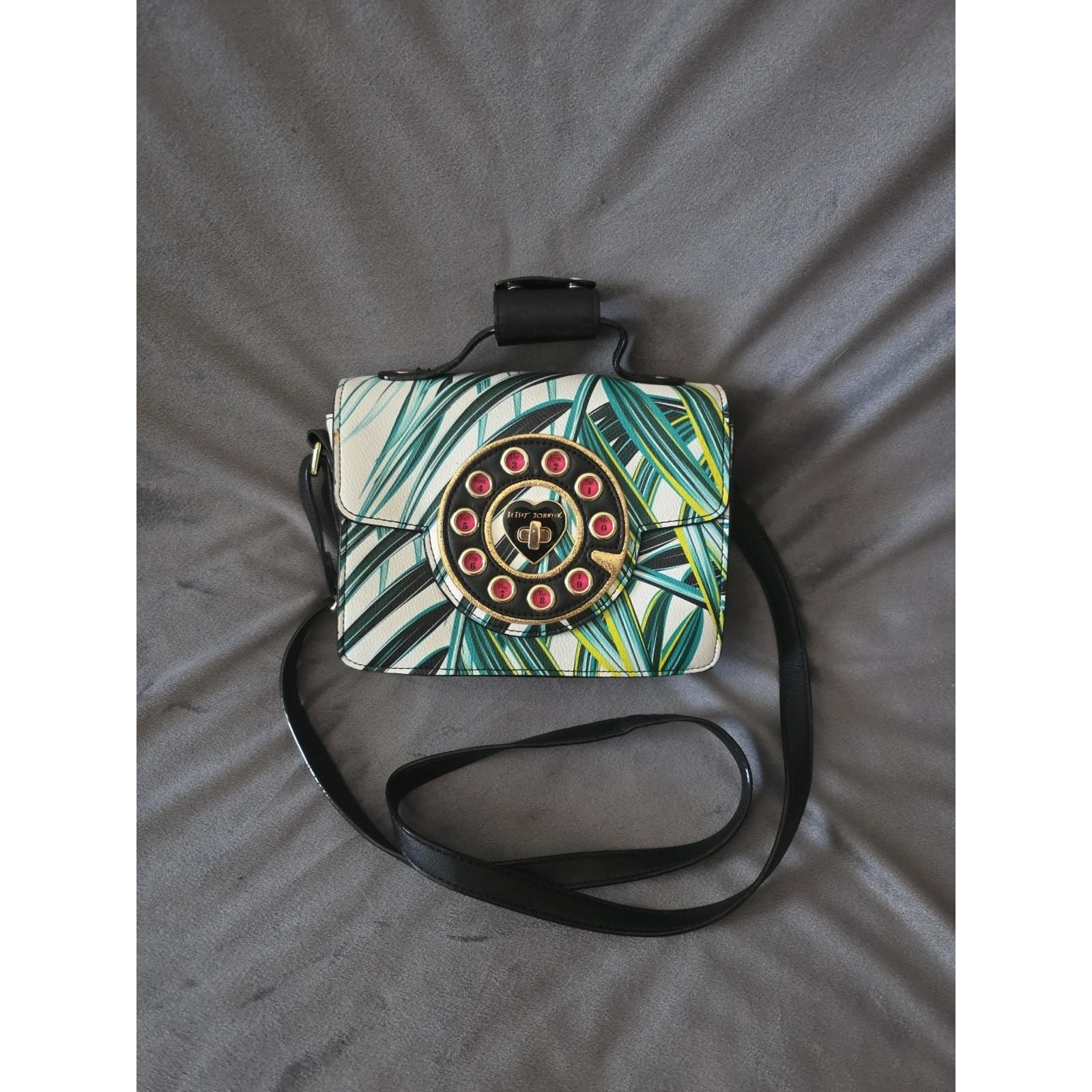 Betsey Johnson Floral Telephone Crossbody Bag Gold Hardware Retro Theme READ