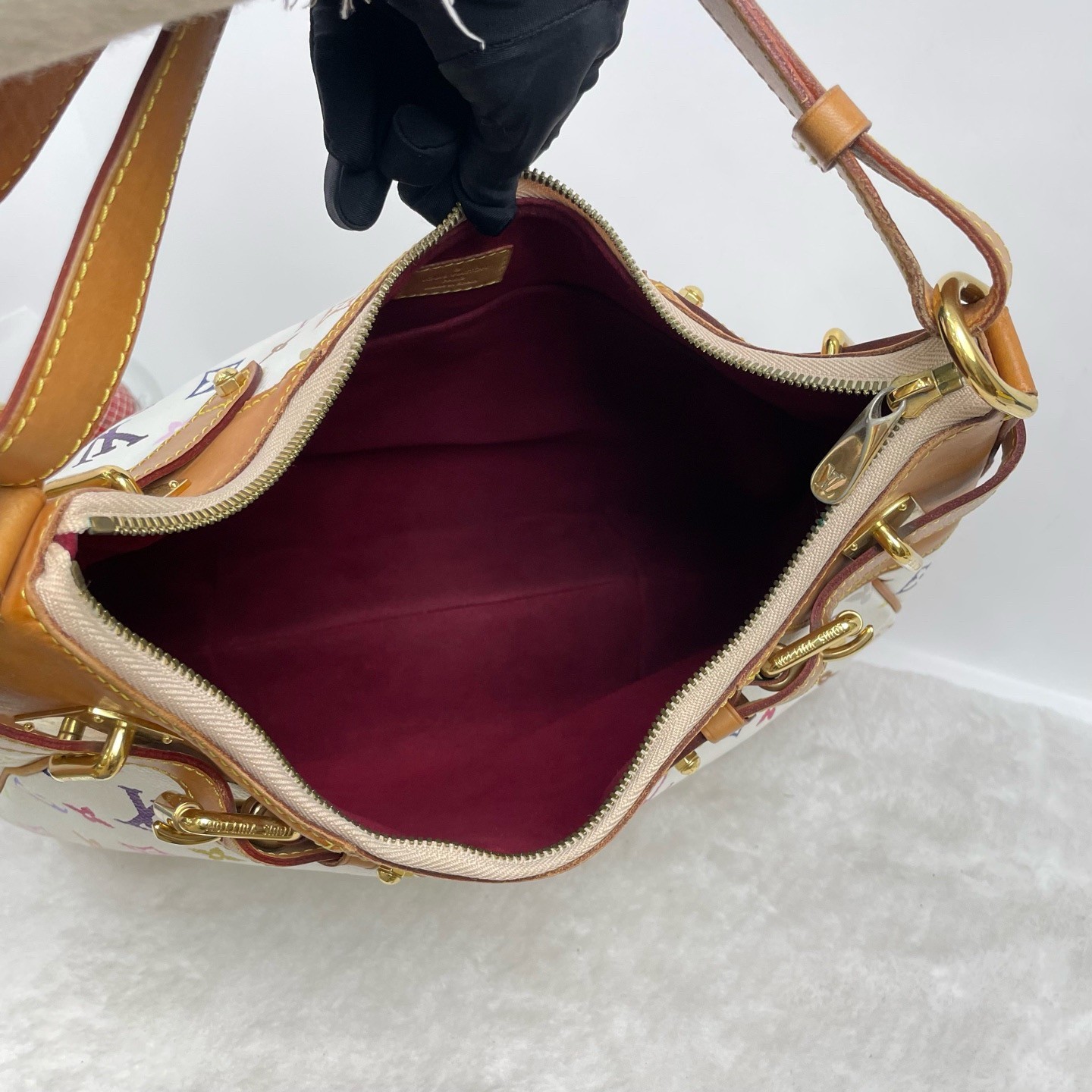 LOUIS VUITTON Greta Multicolor White Hobo Shoulder Bag Murakami Leather Auth