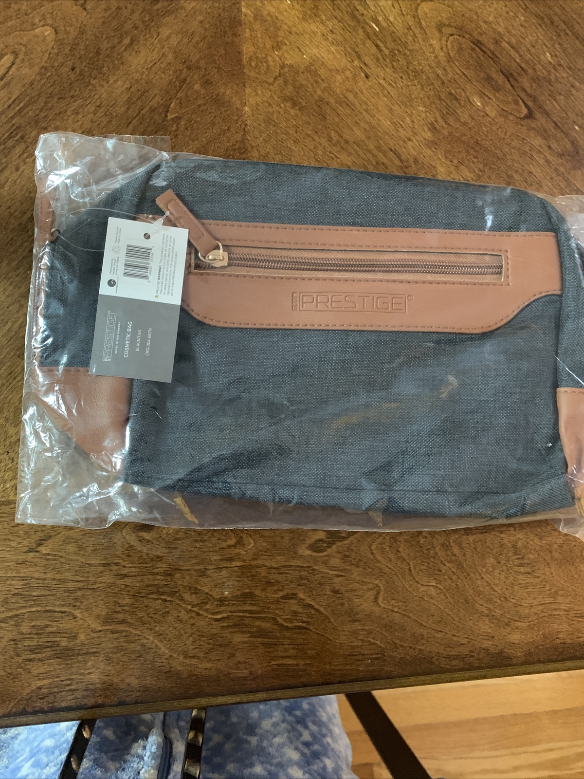 NWT CRG Prestige Convertible Backpack Bag! Denim With Make Up Bag Travel School