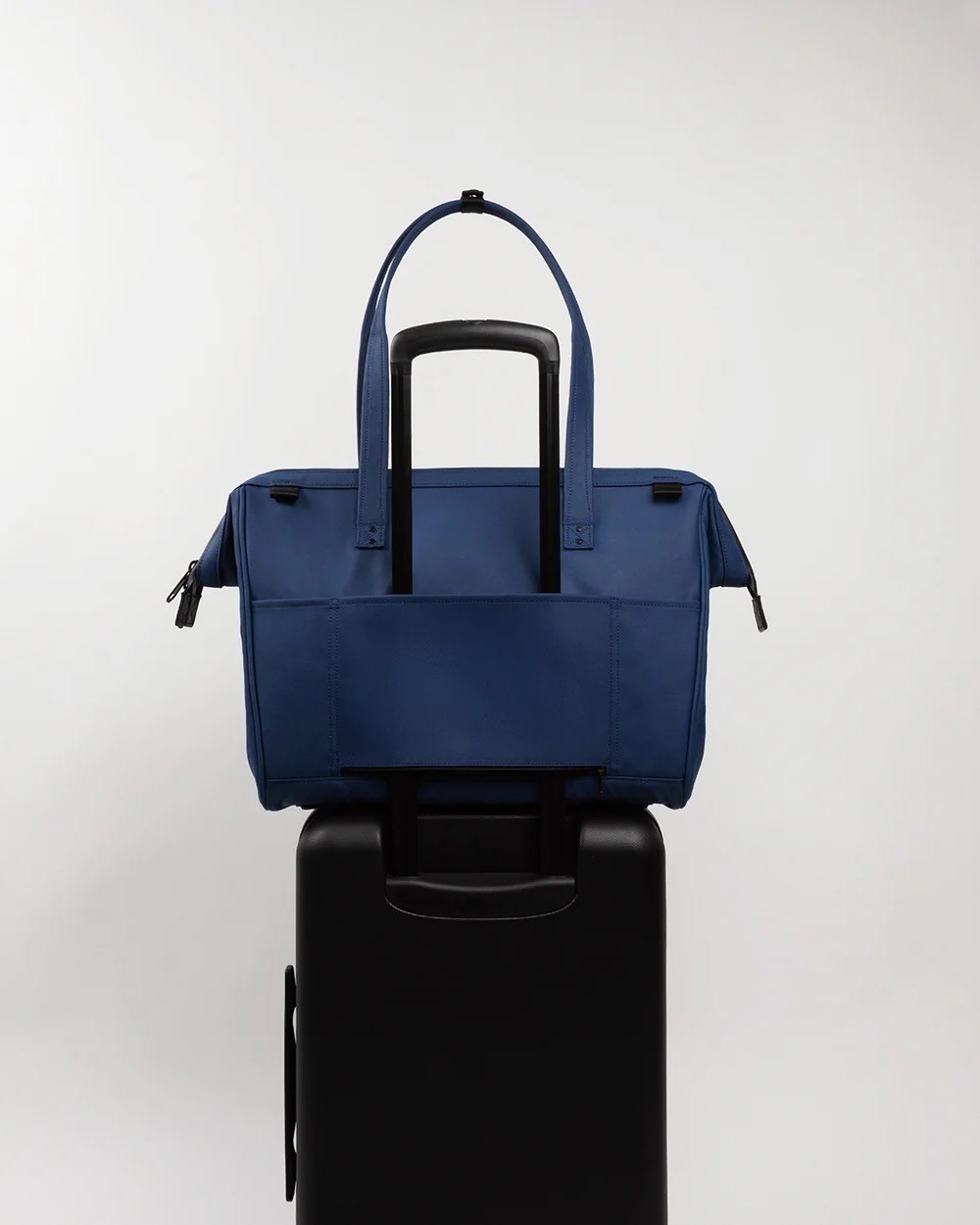Portland Gear® Cascade Tote Standard ~ Navy