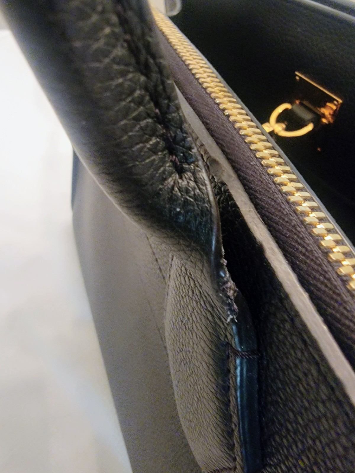 Louis Vuitton Taurillon City Steamer MM