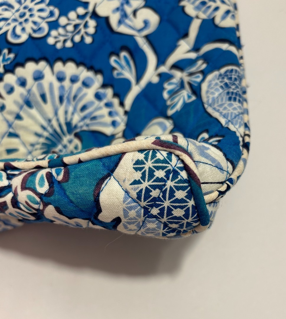 Vera Bradley White Blue Flowers Quilted Shoulder Crossbody Purse Bag