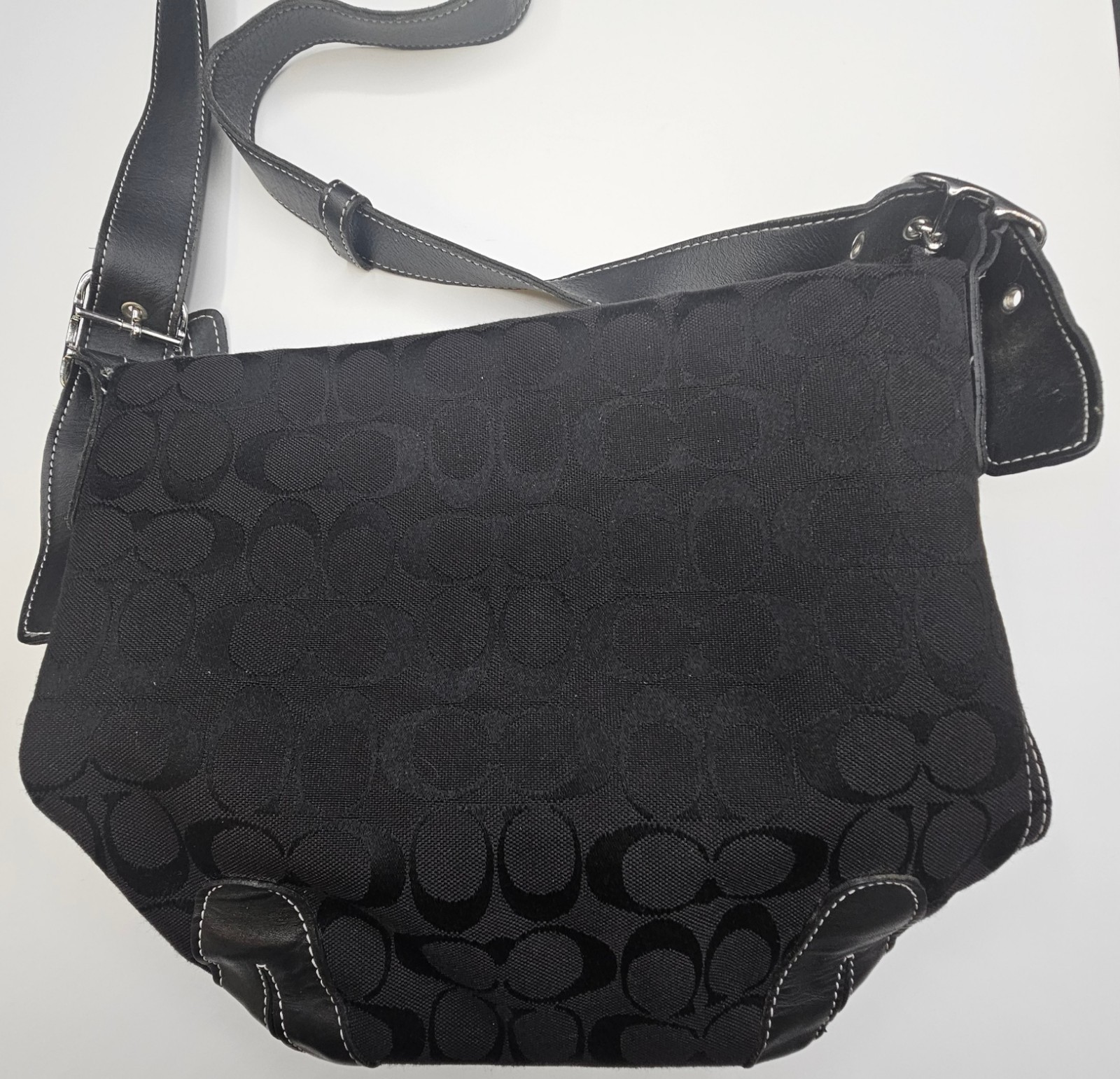 Coach Signature Black Jacquard Canvas Leather Trim Shoulder Hobo Bag F1024-05220