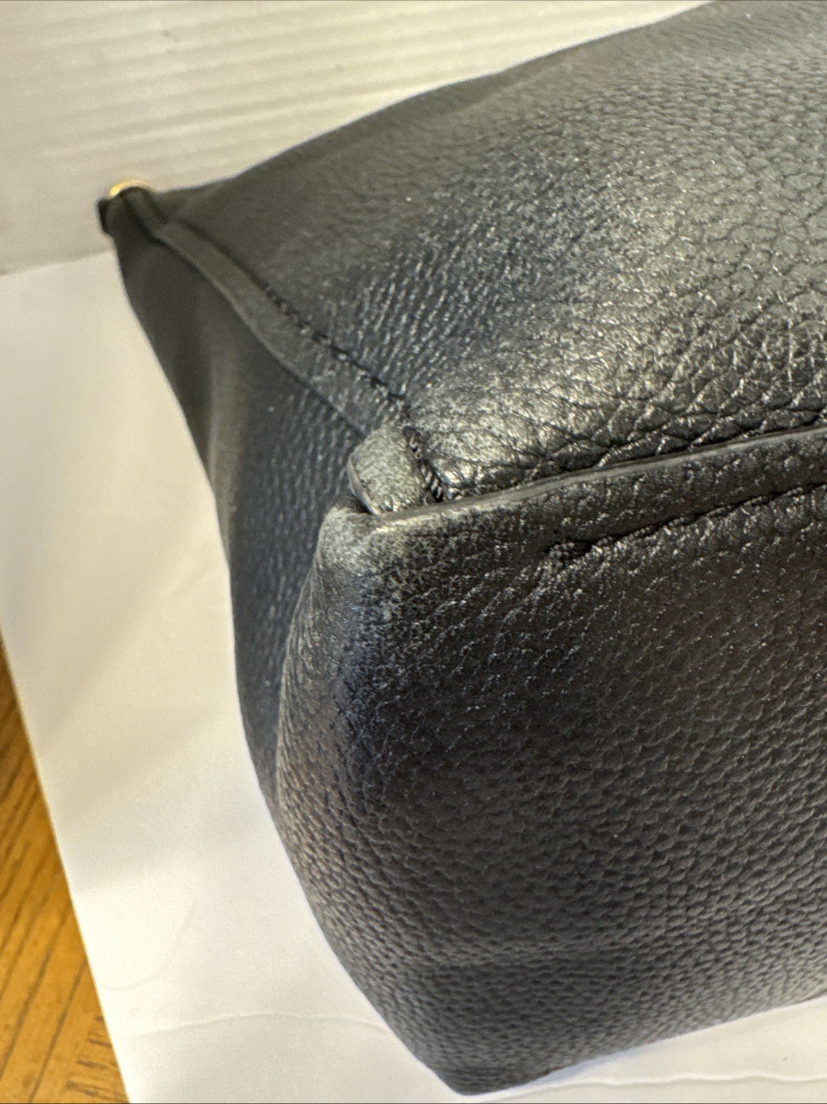 Authentic Tory Burch carter hobo shoulder bag in Black Leather gold Chain tote